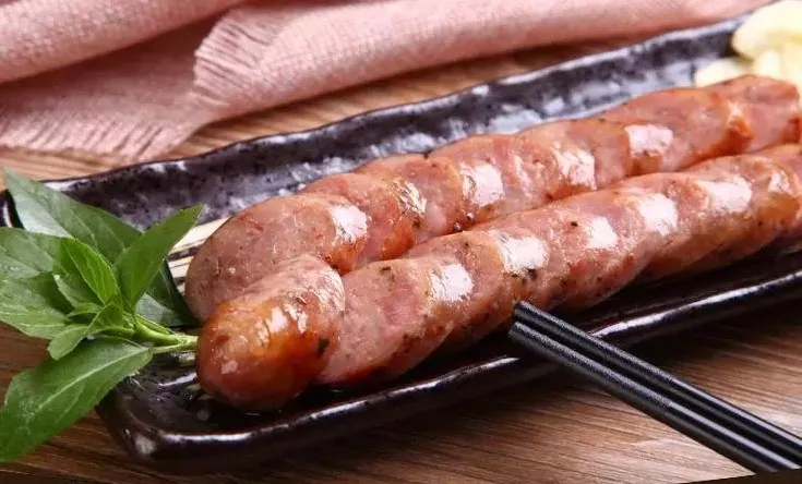 牛羊肉香腸腸衣破裂、顏色深淺不一，原因在這！