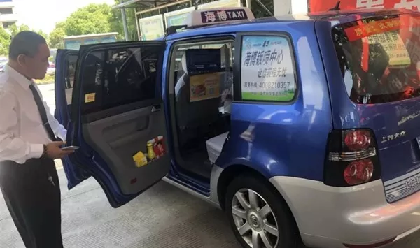 上海出租車?yán)镩_起便利店，司機(jī)提成15%，這種操作可行嗎？