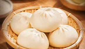  大包市場(chǎng)風(fēng)云再起！千味央廚發(fā)力蒸煮品類，80g手工大包首發(fā)上新